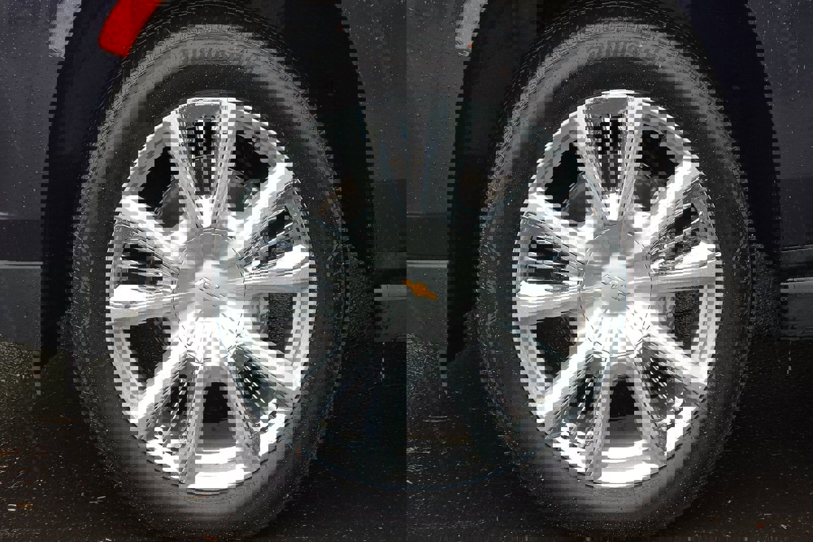 Used 2022 Chevrolet Suburban High Country w/ Premium Package AWD/4WD image 34