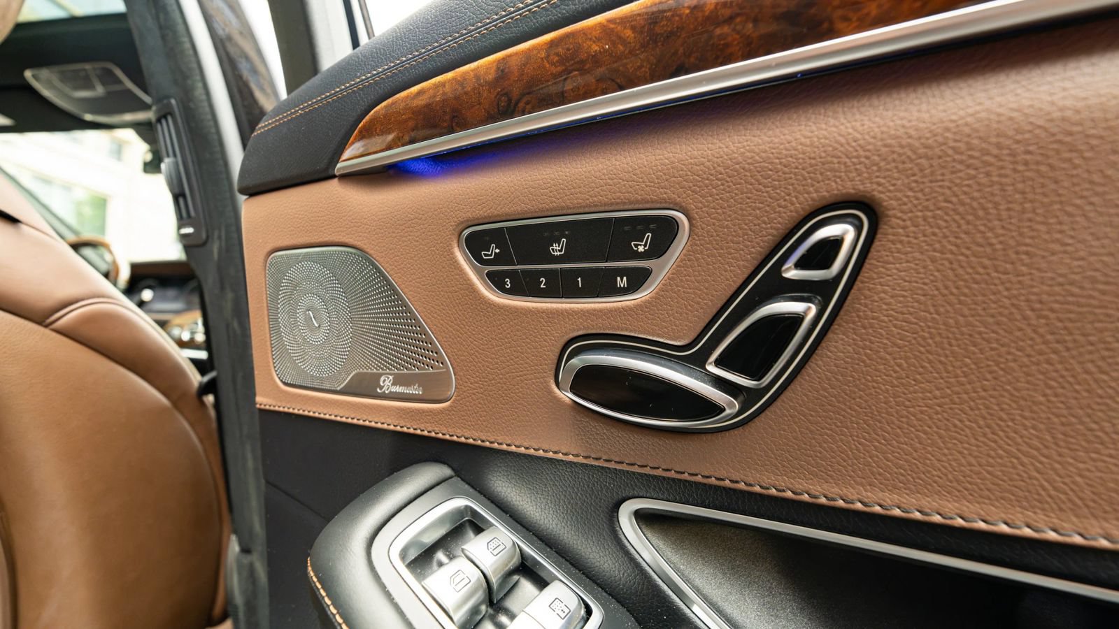 Used 2015 Mercedes-Benz S 550 4MATIC Sedan image 18