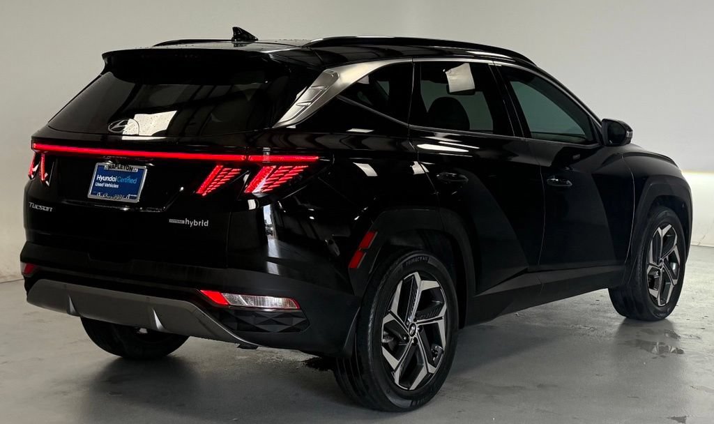 Certified 2022 Hyundai Tucson Limited AWD/4WD image 3