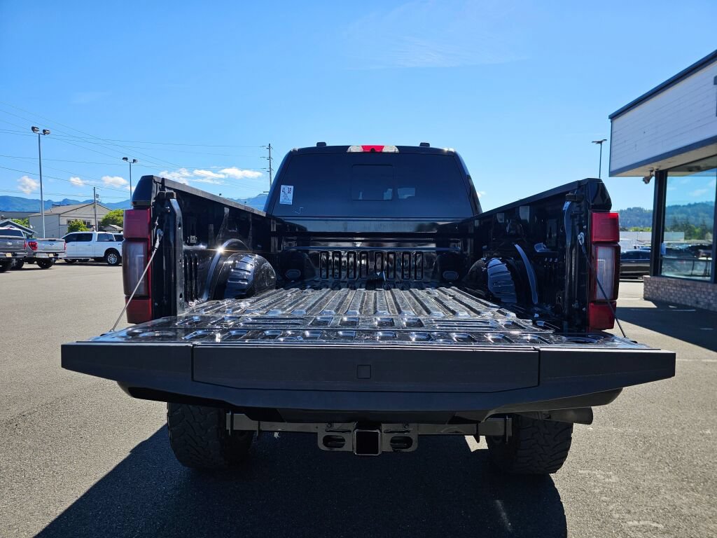 Used 2022 Ford F350 Platinum AWD/4WD image 10