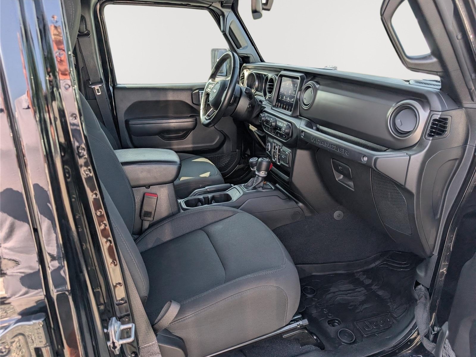 Used 2022 Jeep Wrangler Unlimited Sport AWD/4WD image 10