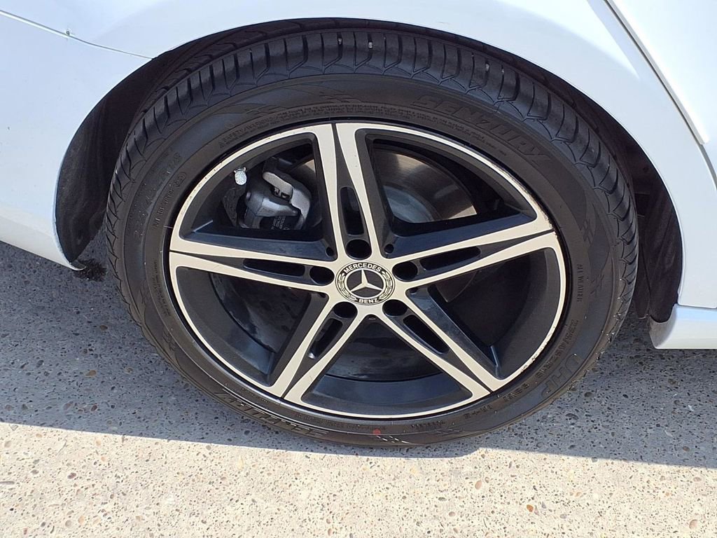 Used 2022 Mercedes-Benz A 220 image 9