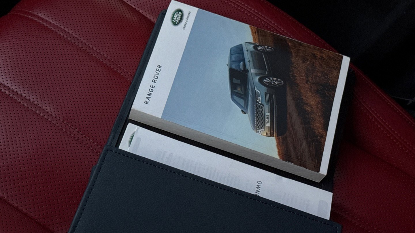 Used 2017 Land Rover Range Rover Autobiography image 56