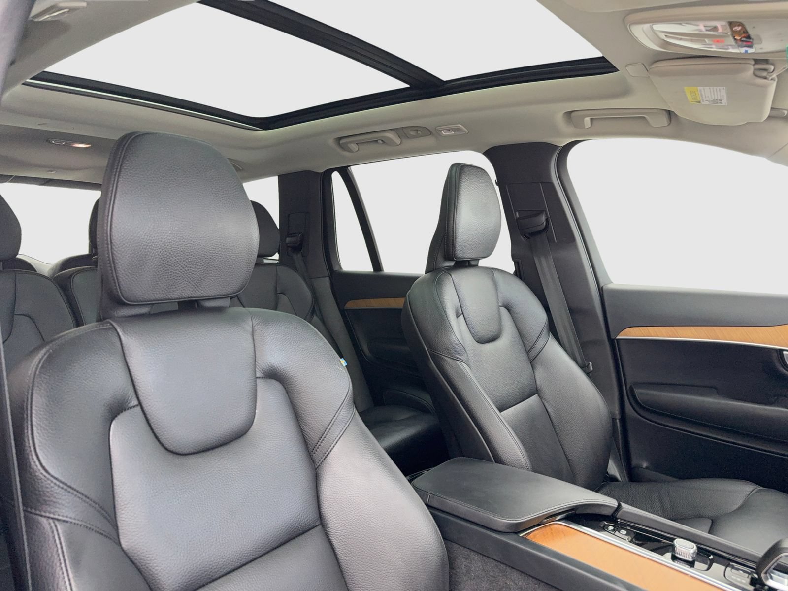 Used 2024 Volvo XC90 T8 Plus AWD/4WD image 42