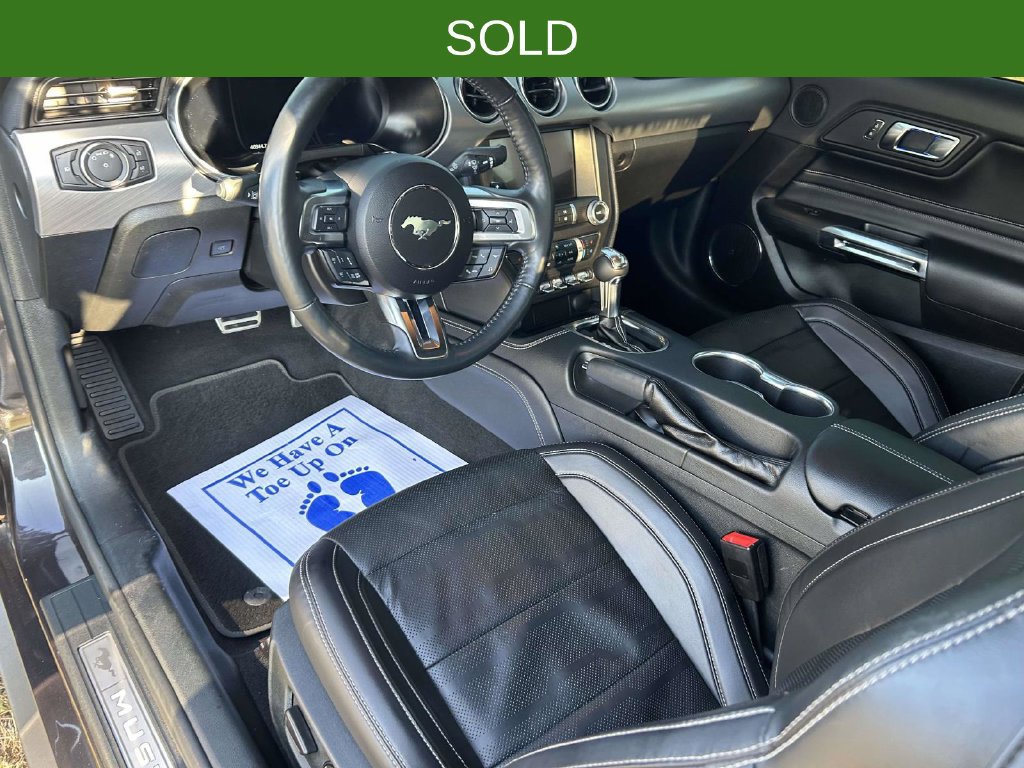 Used 2022 Ford Mustang GT Premium w/ Equipment Group 401A RWD image 13