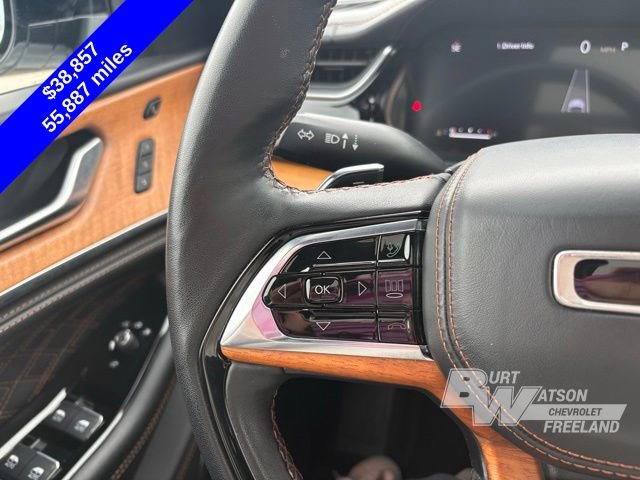 Used 2023 Jeep Grand Cherokee Summit AWD/4WD image 17