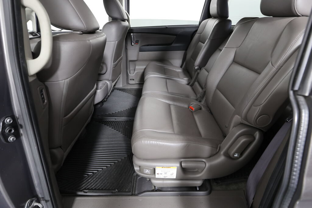 Used 2015 Honda Odyssey EX-L image 16