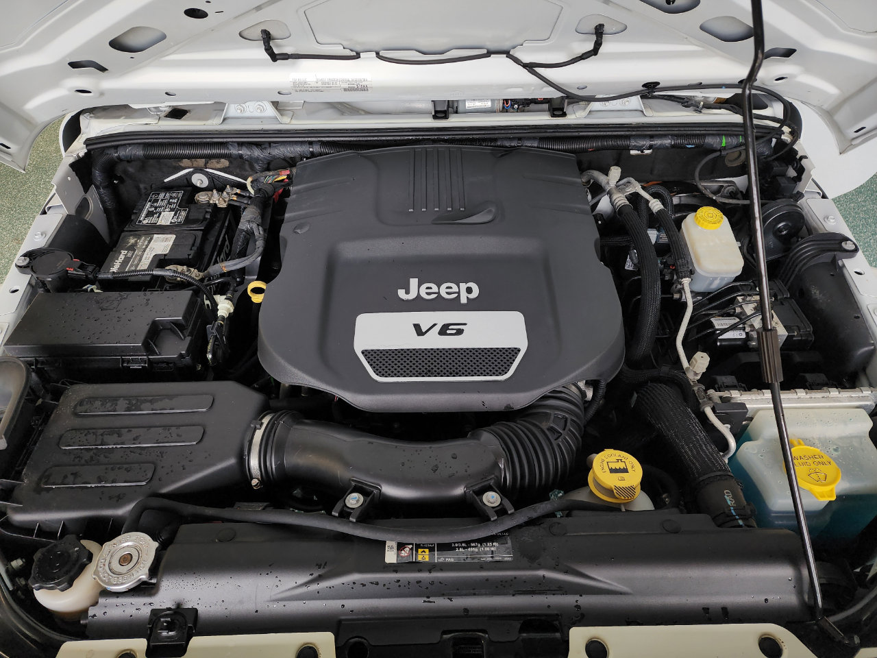 Used 2018 Jeep Wrangler Sport image 30