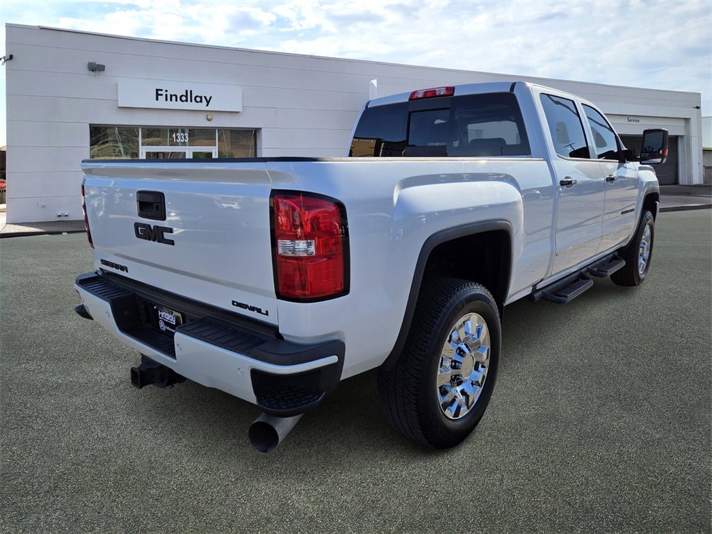 Used 2018 GMC Sierra 2500 Denali w/ Duramax Plus Package image 3