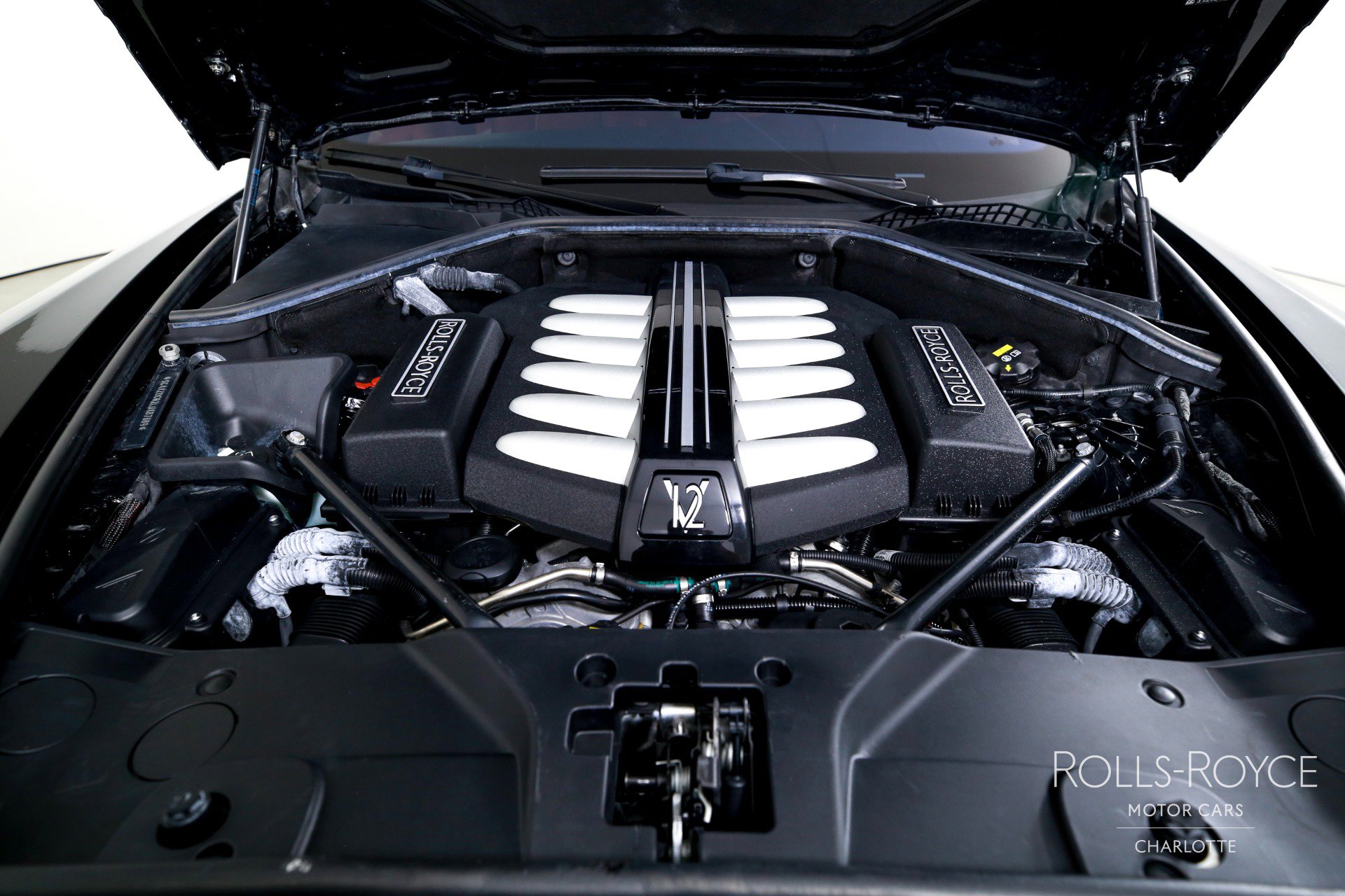 Used 2020 Rolls-Royce Wraith image 28