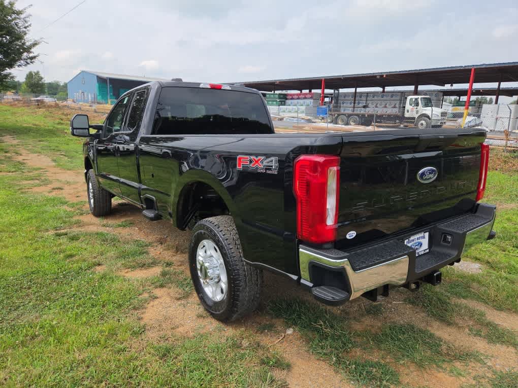 New 2026 Ford F350 XLT AWD/4WD image 9
