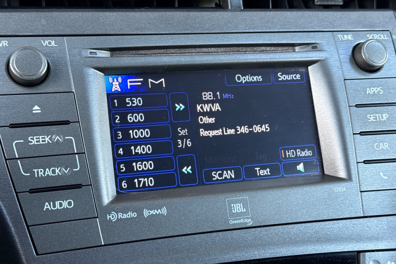 Used 2015 Toyota Prius Five FWD image 18