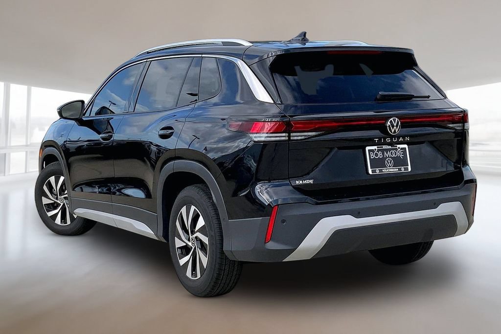 New 2026 Volkswagen Tiguan S FWD image 3