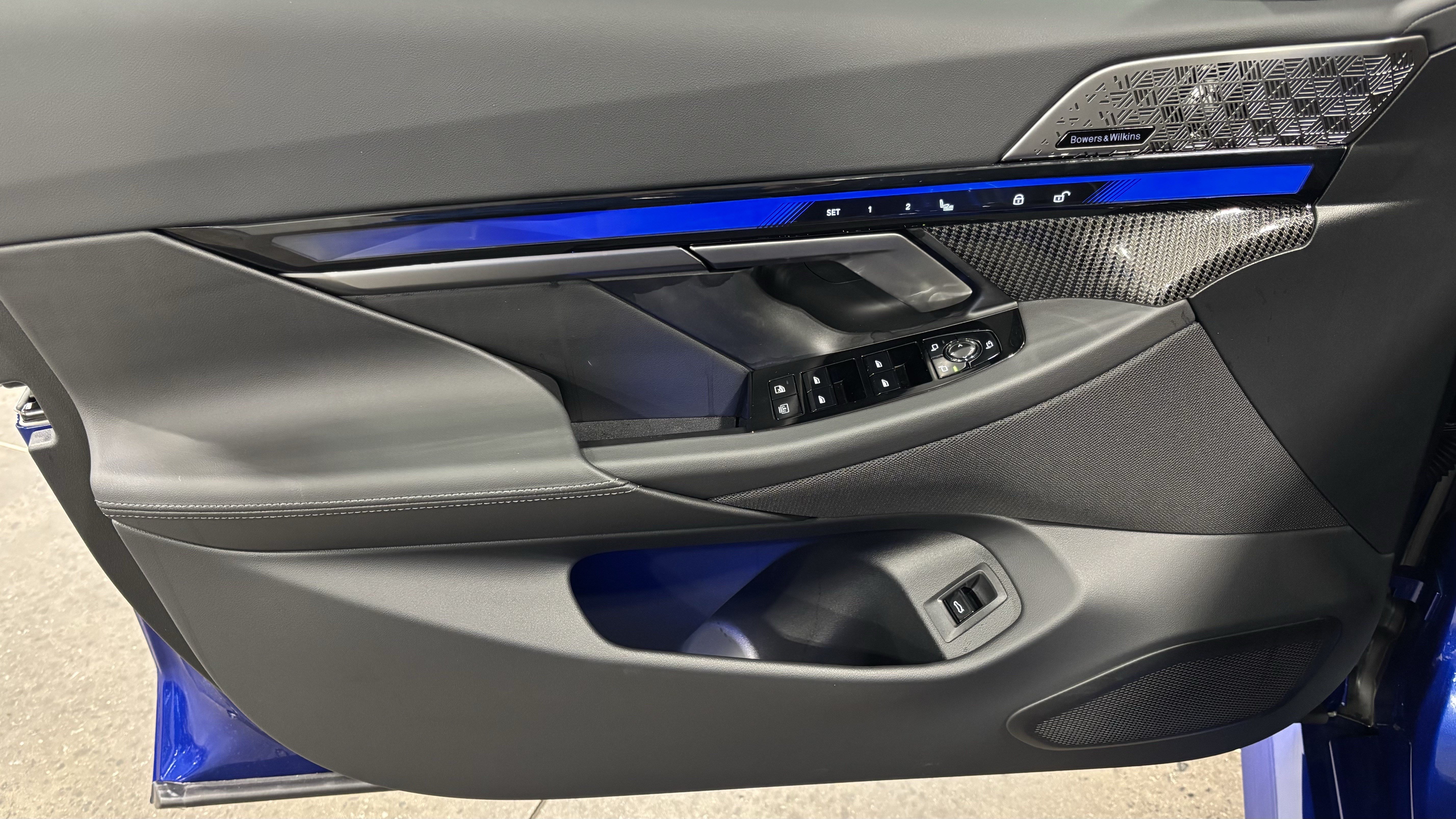 New 2027 BMW M5 w/ Executive Package AWD/4WD image 11