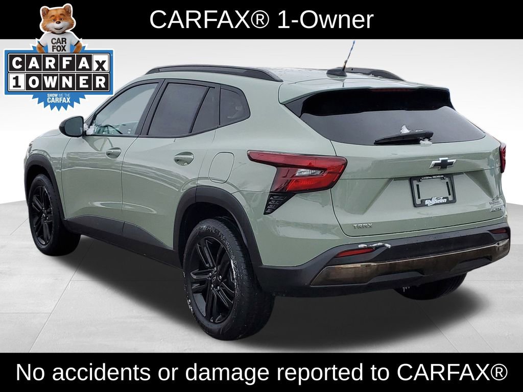Used 2025 Chevrolet Trax ACTIV w/ Sunroof Package image 4