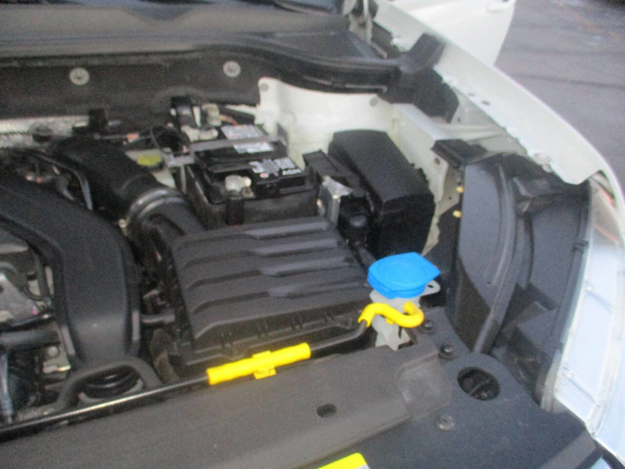 Used 2023 Volkswagen Taos SE image 17