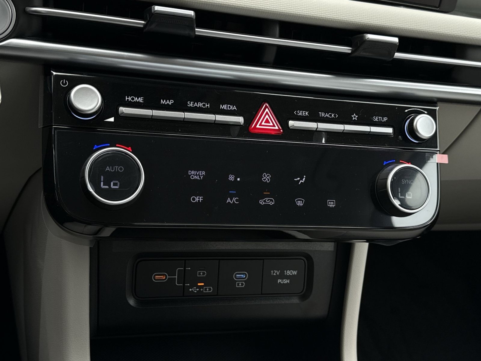 New 2026 Hyundai Tucson Blue SE FWD image 21