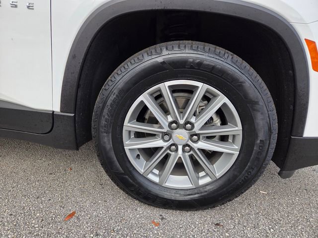 Certified 2023 Chevrolet Traverse LT FWD image 29