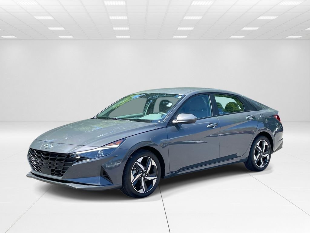 Certified 2023 Hyundai Elantra SEL w/ Convenience Package FWD image 3