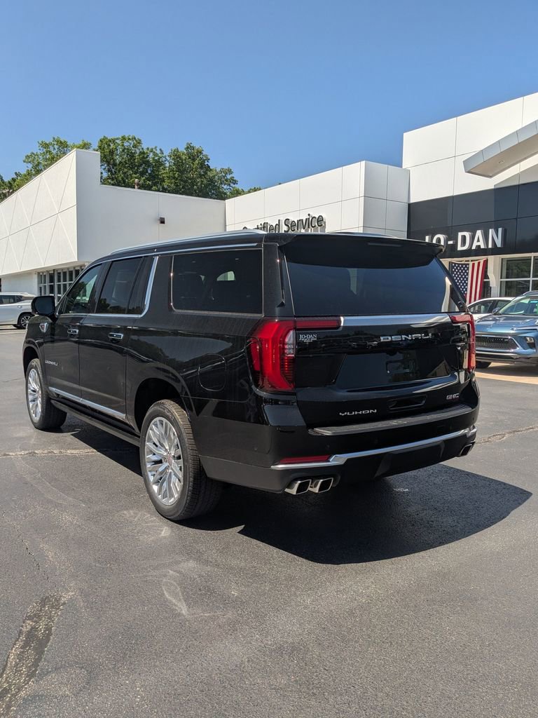 New 2025 GMC Yukon XL Denali w/ Sun & Power Step Package image 6