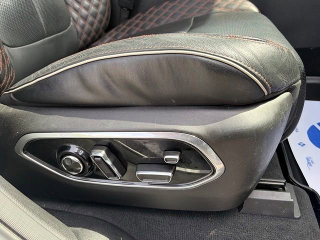 Used 2023 Jeep Grand Cherokee L Summit AWD/4WD image 27