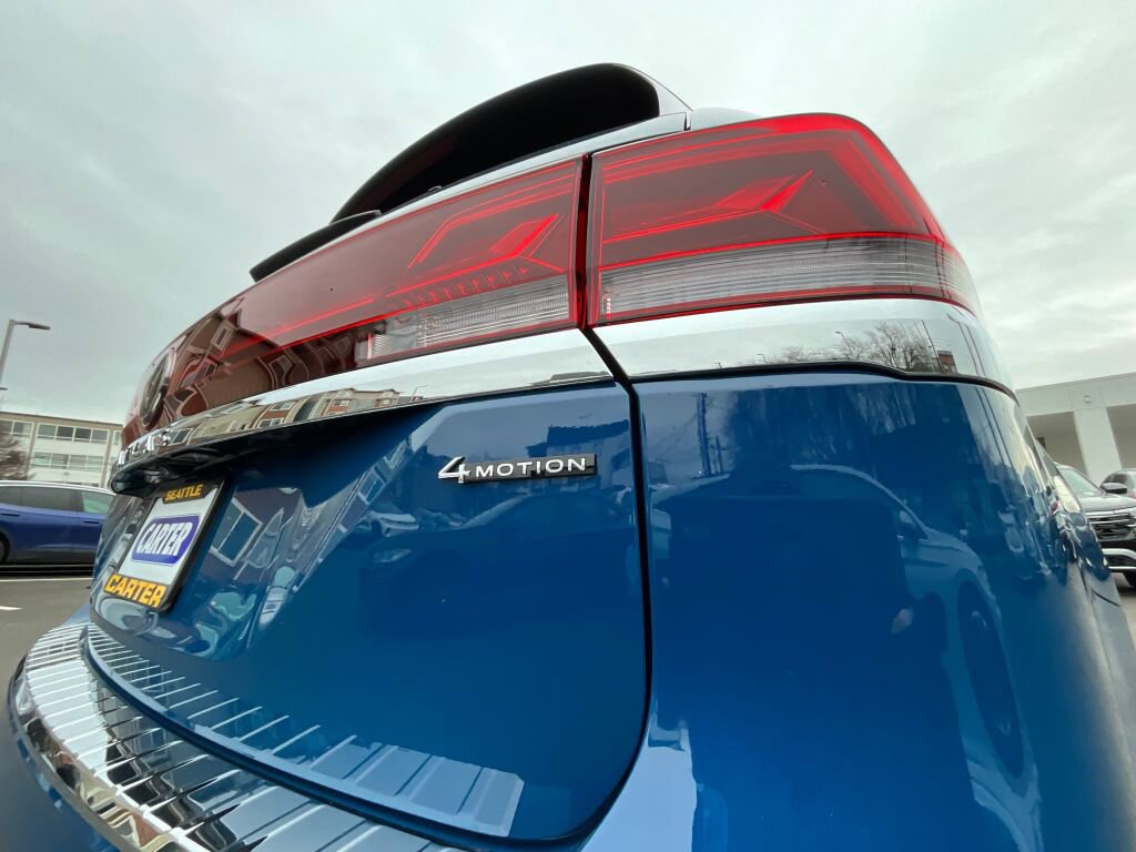 New 2025 Volkswagen Atlas SEL image 9
