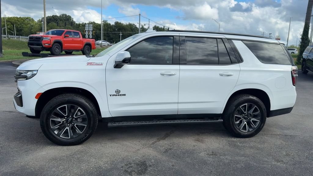 Used 2021 Chevrolet Tahoe Z71 w/ Luxury Package AWD/4WD image 3