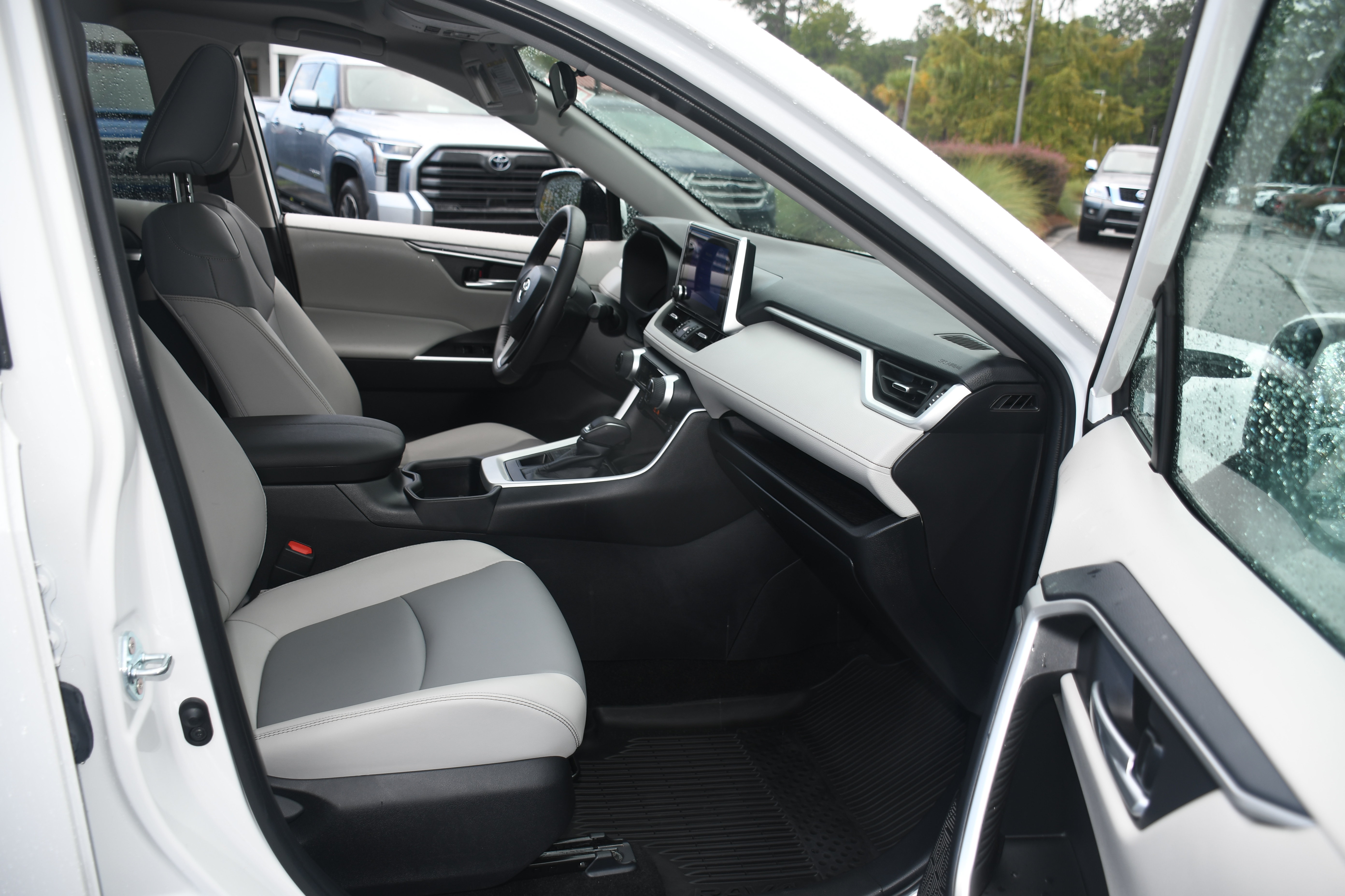 Certified 2025 Toyota RAV4 XLE Premium AWD/4WD image 20