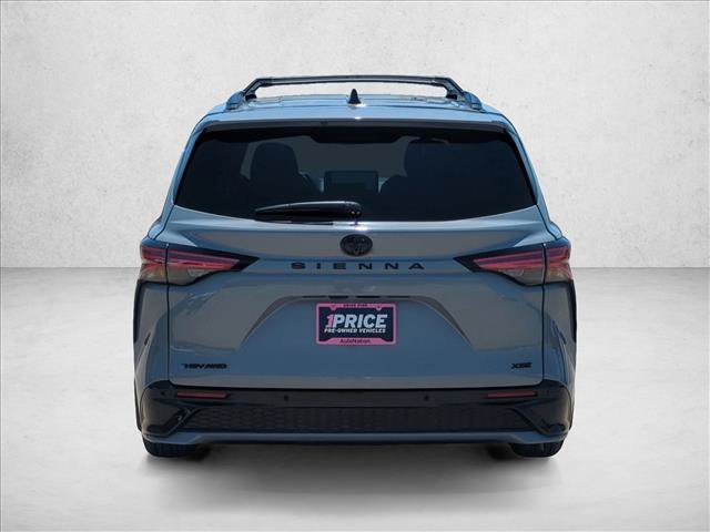 Used 2026 Toyota Sienna XSE AWD/4WD image 7