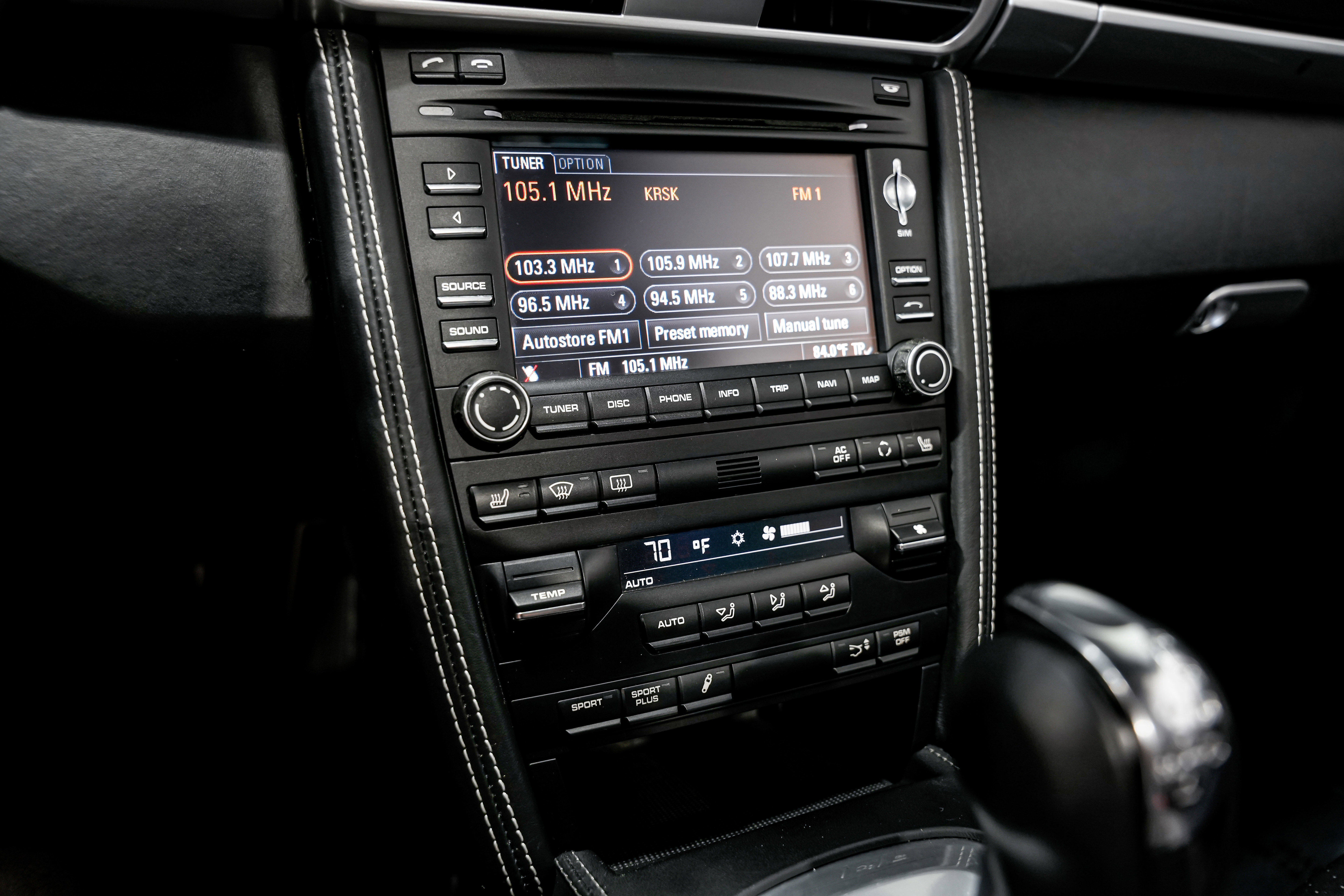 Used 2011 Porsche 911 Turbo S image 14