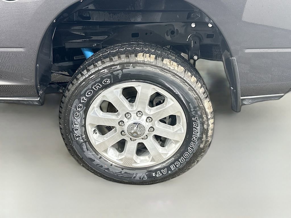 New 2025 RAM 2500 Laramie AWD/4WD image 17