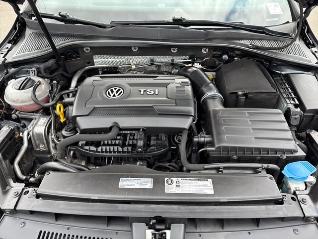 Used 2017 Volkswagen GTI Autobahn image 29
