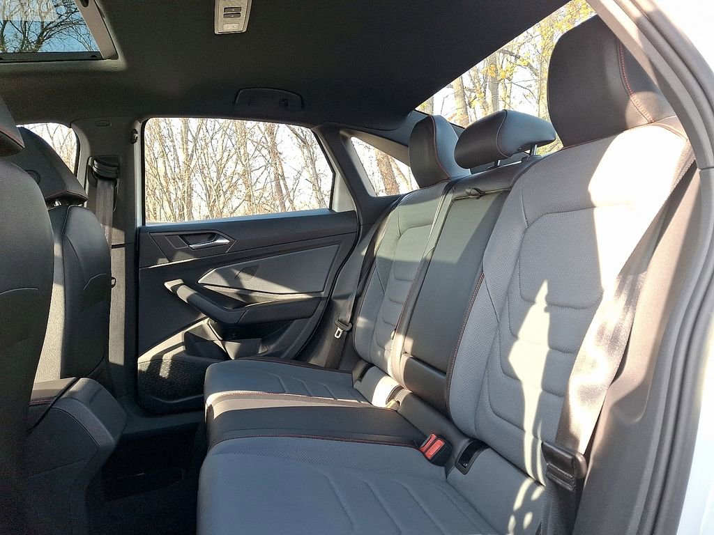 Certified 2025 Volkswagen Jetta GLI Autobahn image 11