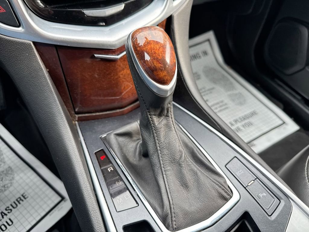 Used 2014 Cadillac SRX Luxury image 17