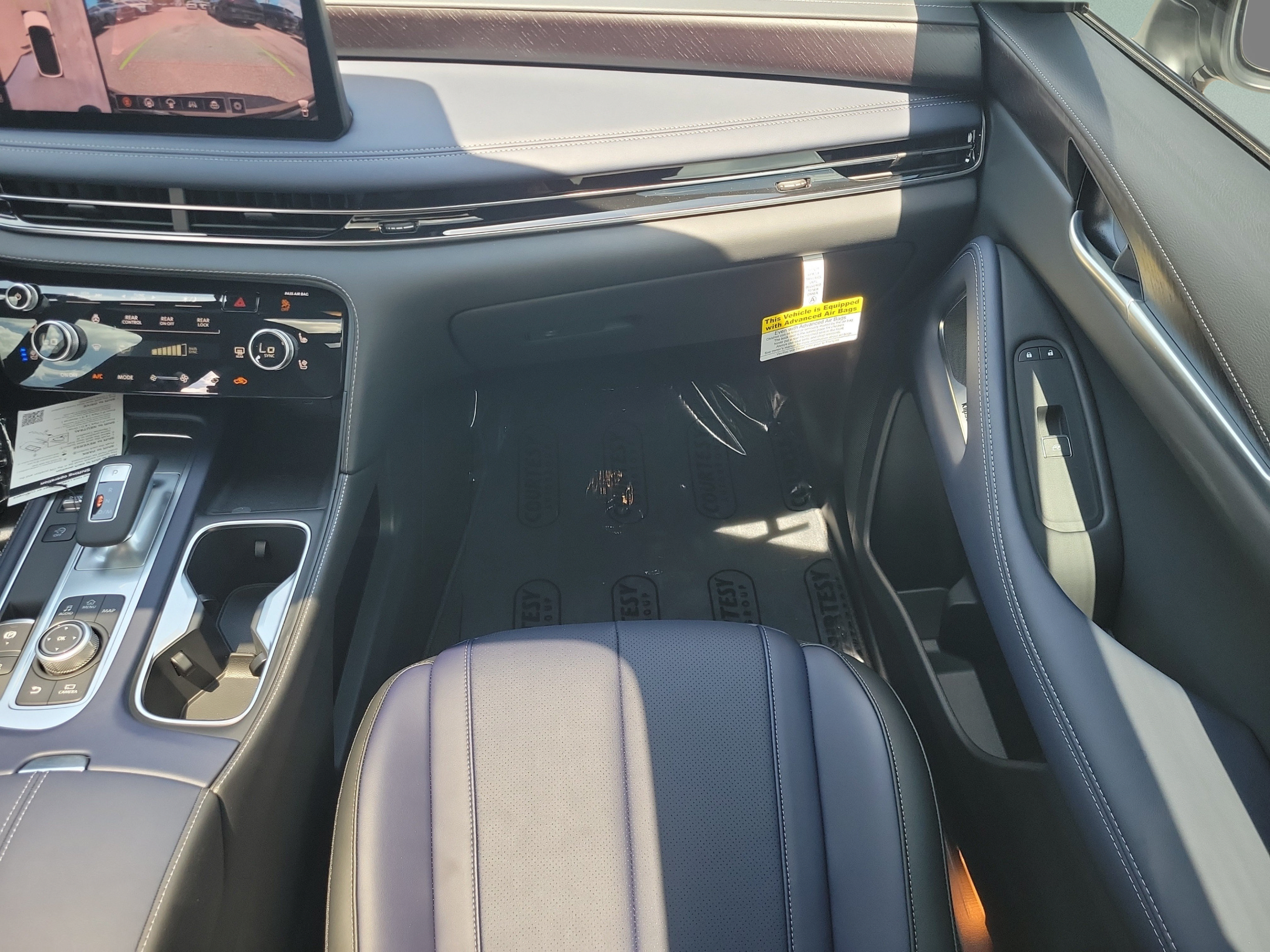 New 2026 INFINITI QX60 Sport w/ Dark Cargo Package AWD/4WD image 20