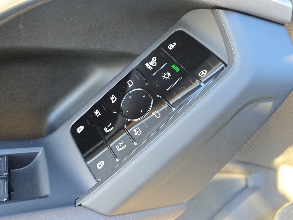 New 2025 Audi Q5 Prestige image 29