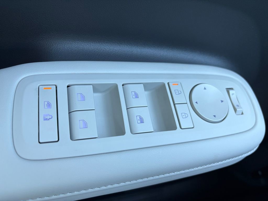 New 2026 Hyundai Santa Fe SEL image 11