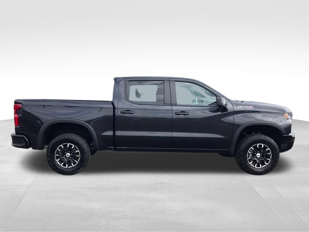 Used 2023 Chevrolet Silverado 1500 ZR2 w/ Technology Package AWD/4WD image 9
