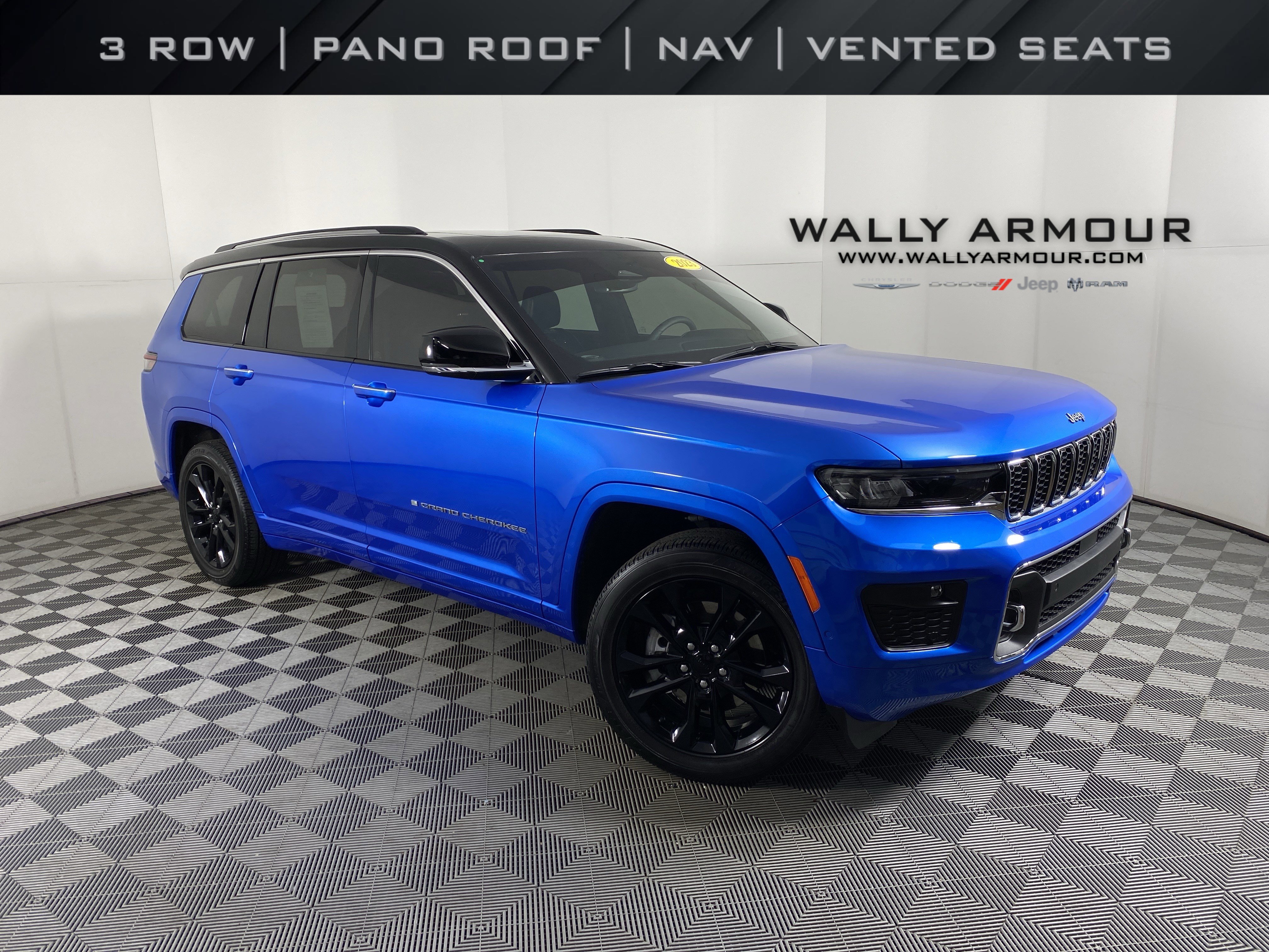 Used 2023 Jeep Grand Cherokee L Overland image 1