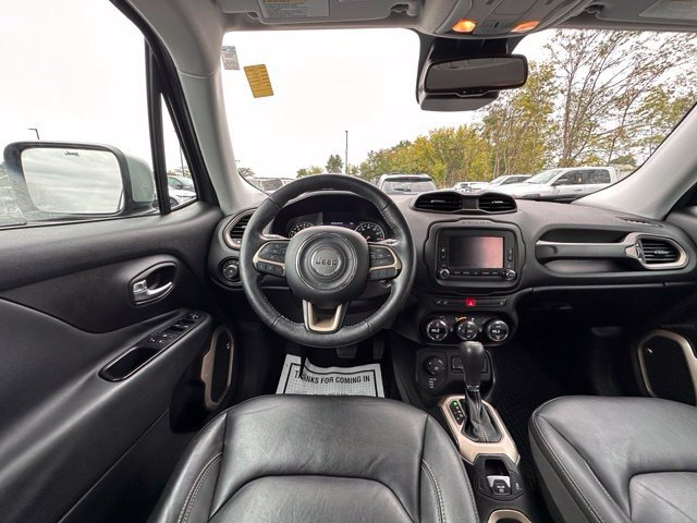 Used 2017 Jeep Renegade Limited AWD/4WD image 16