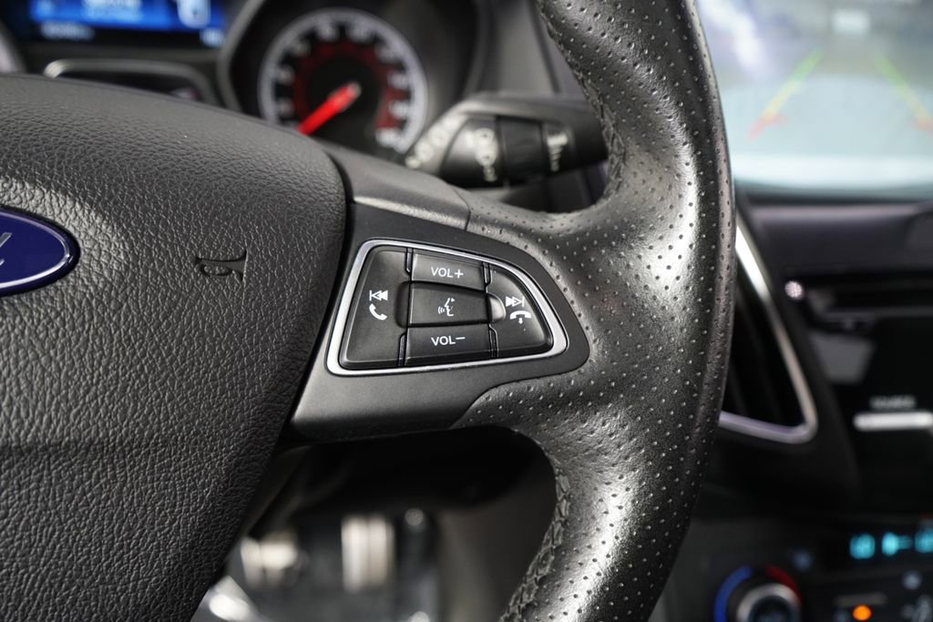Used 2018 Ford Focus ST w/ Equipment Group 401A FWD image 36