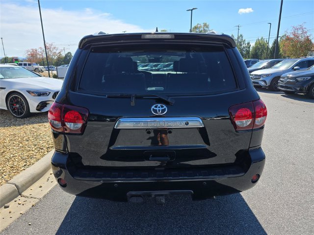 Used 2018 Toyota Sequoia Platinum RWD image 5