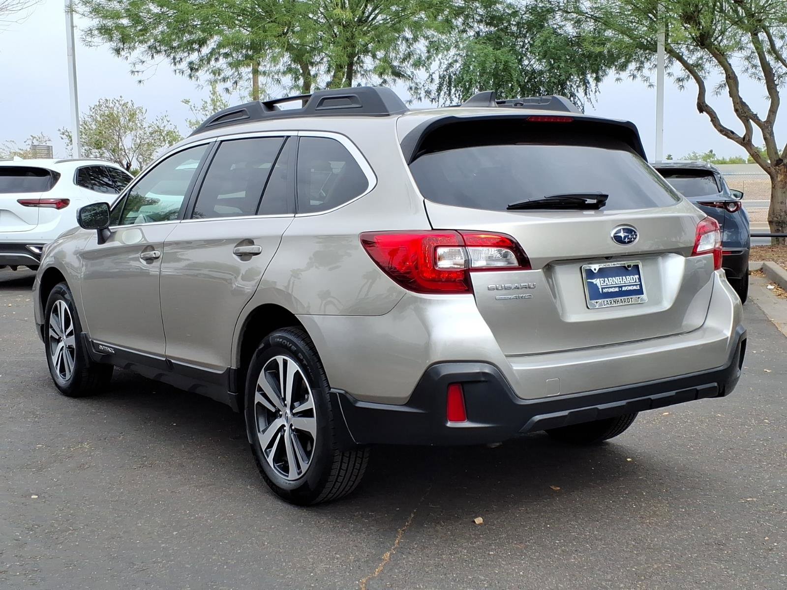 Used 2019 Subaru Outback 2.5i Limited image 3