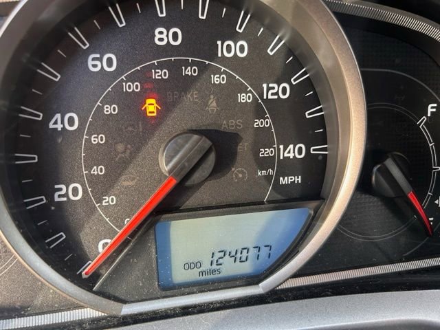 Used 2013 Toyota RAV4 XLE image 2