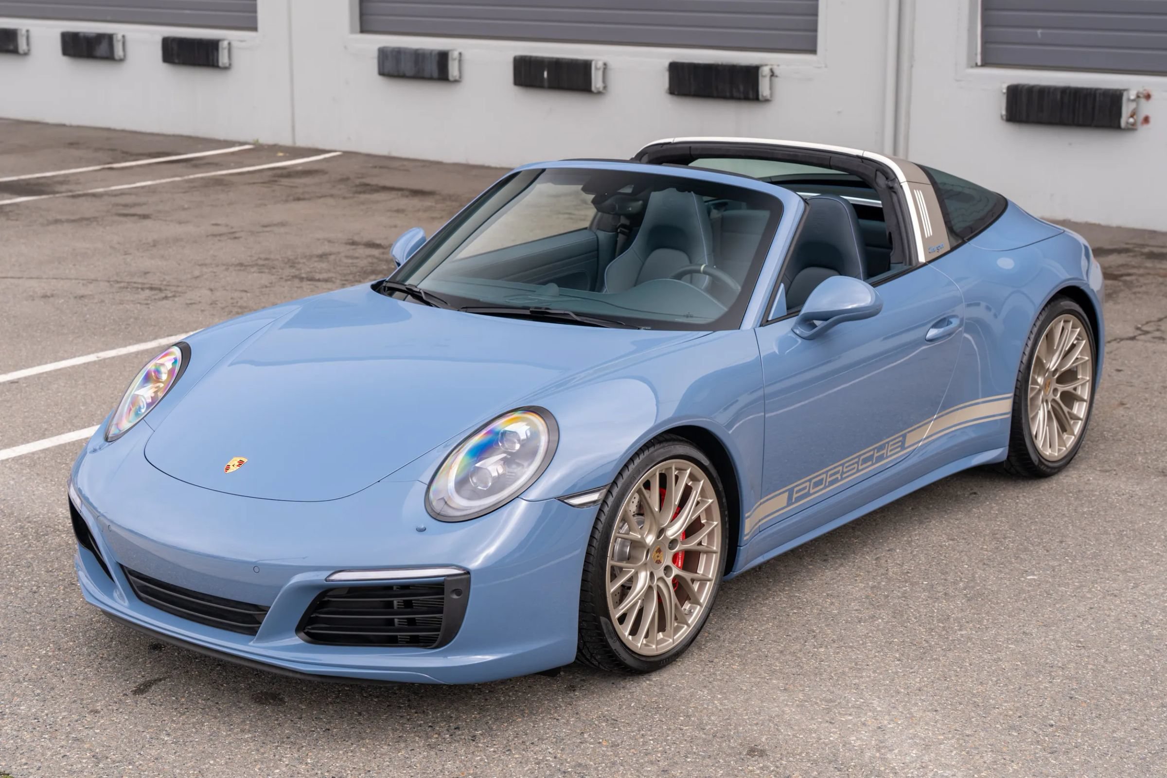 Used 2017 Porsche 911 Targa 4S AWD/4WD image 10