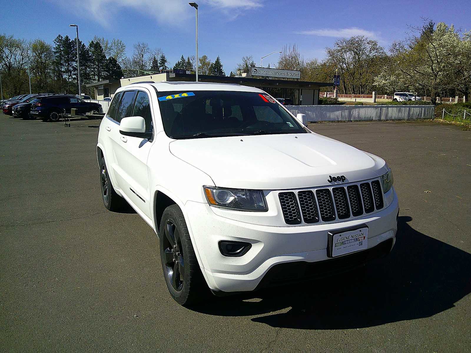 Used 2015 Jeep Grand Cherokee Altitude image 7