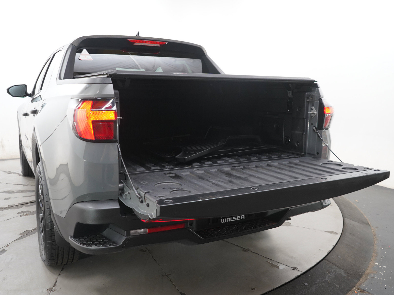 Used 2022 Hyundai Santa Cruz SEL w/ Winter Package AWD/4WD image 18