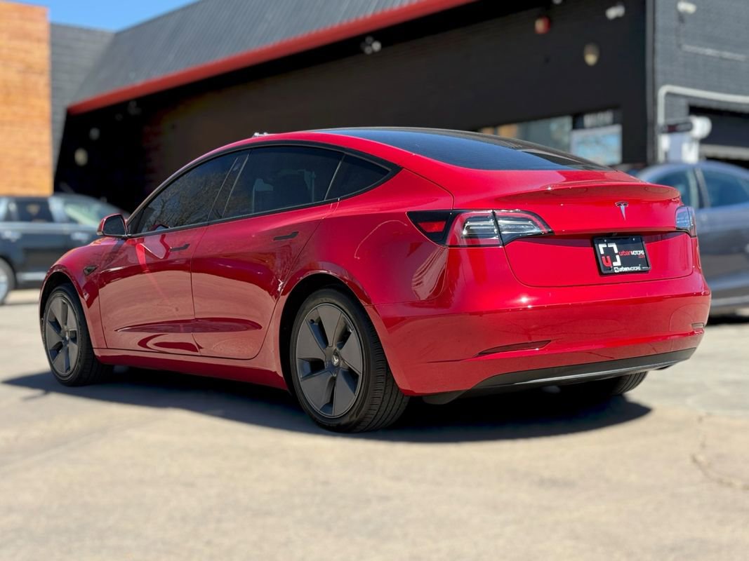 Used 2023 Tesla Model 3 Standard Range image 3