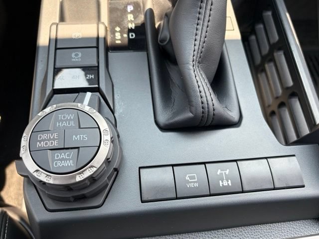 Used 2025 Toyota 4Runner TRD Off-Road Premium AWD/4WD image 26