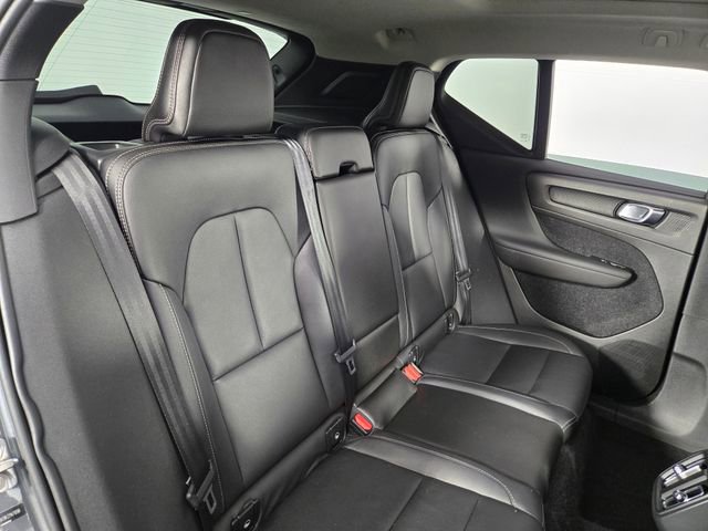 Used 2019 Volvo XC40 T5 Momentum AWD/4WD image 17
